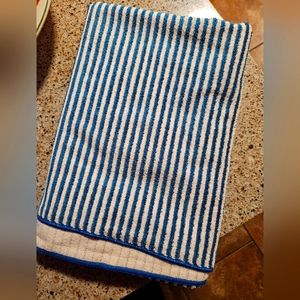 New Norwex Bath Towel